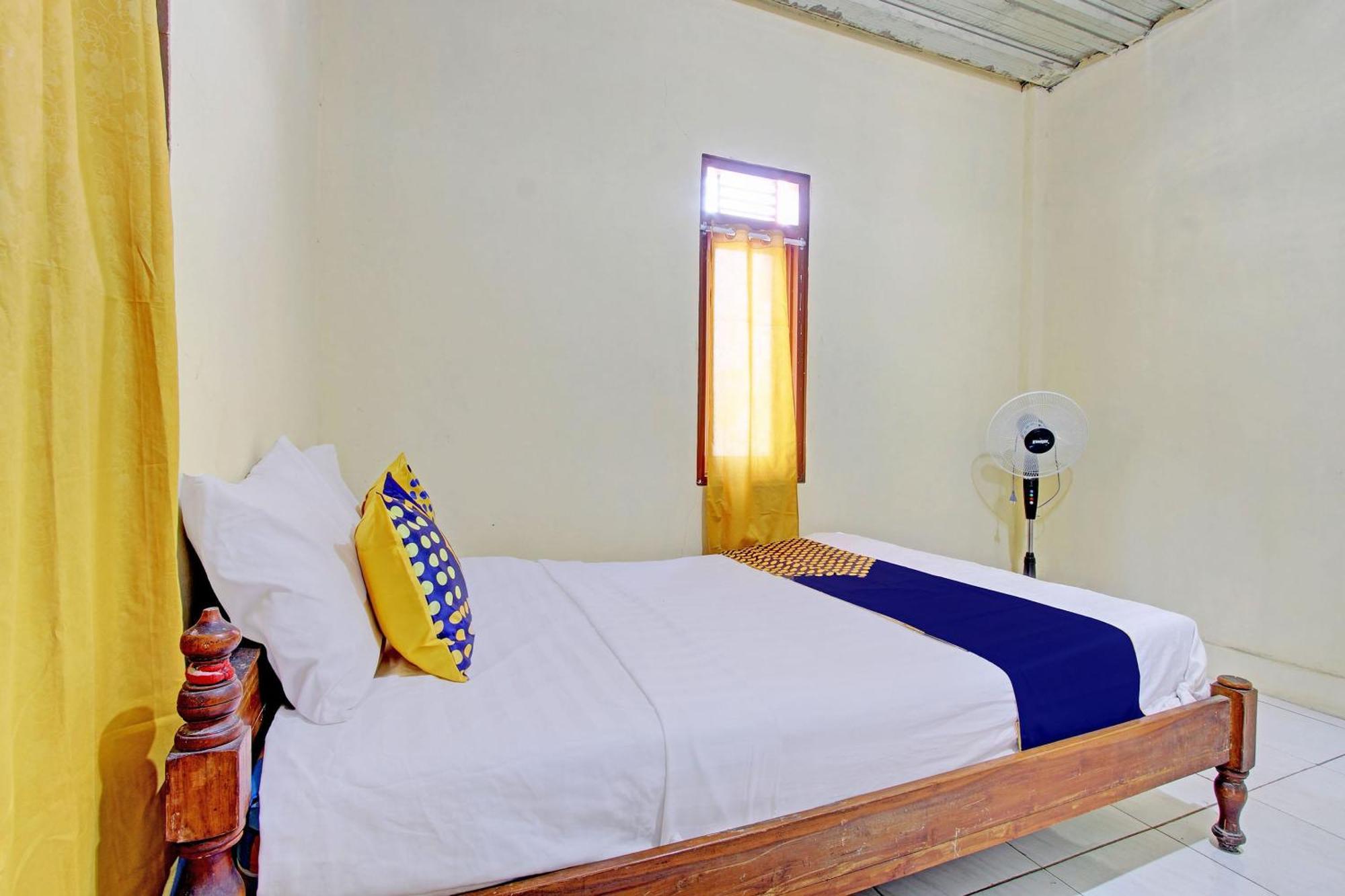 Spot On 92930 Syifa Syariah Hotel Tegal (Central Java)